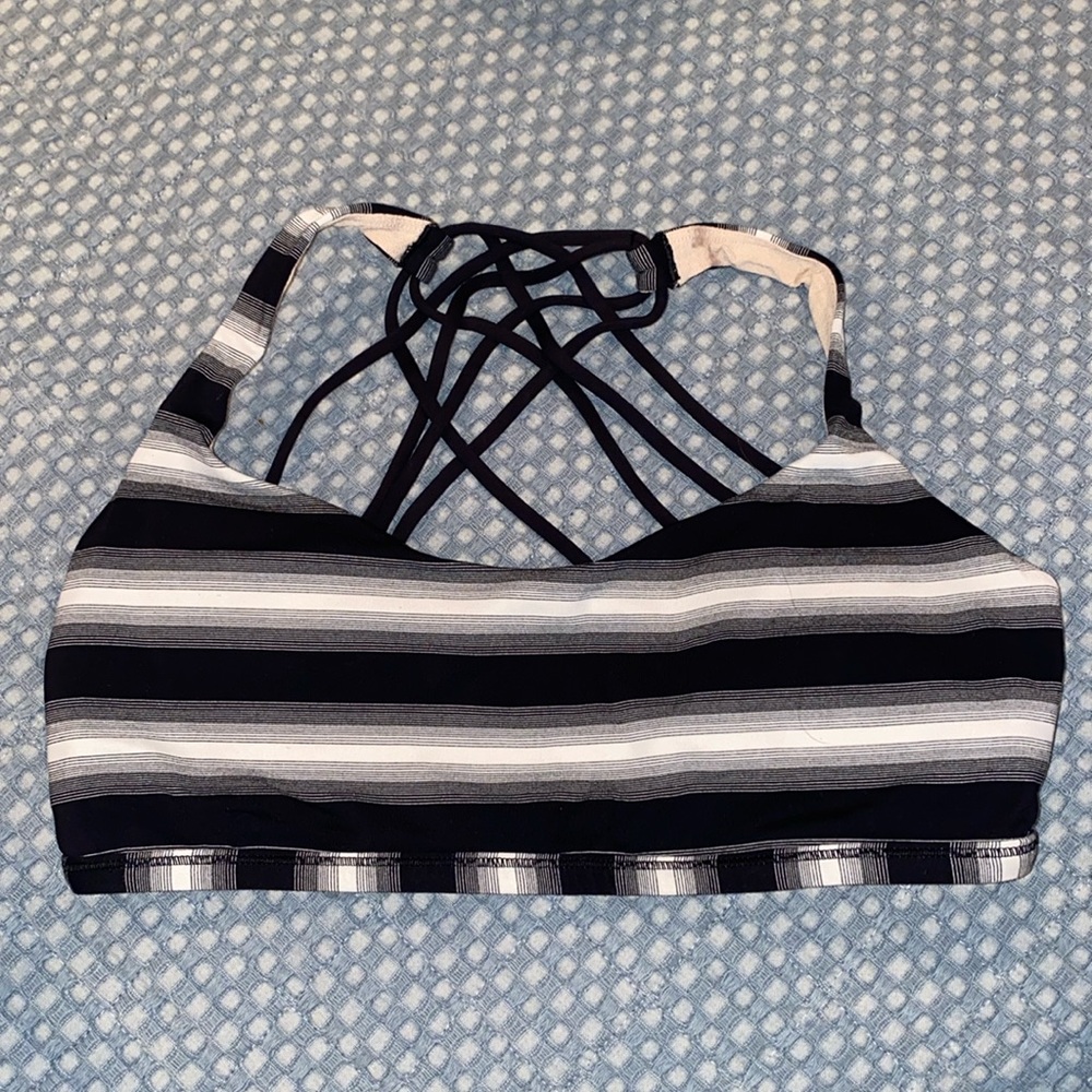 Lululemon free to be wild bra
